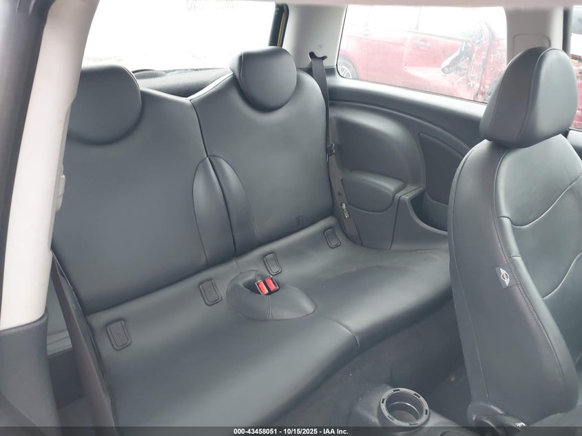 2006 Mini Cooper VIN: WMWRC33596TJ74063 Lot: 43458051