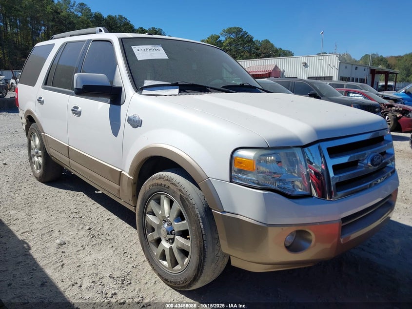 FORD EXPEDITION KING RANCH