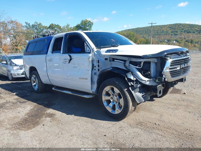 RAM 1500 BIG HORN 4X4 6 4 BOX