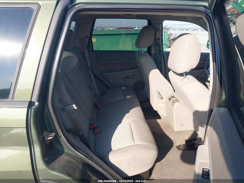 2007 Jeep Grand Cherokee Laredo VIN: 1J8GS48K07C663415 Lot: 43458268