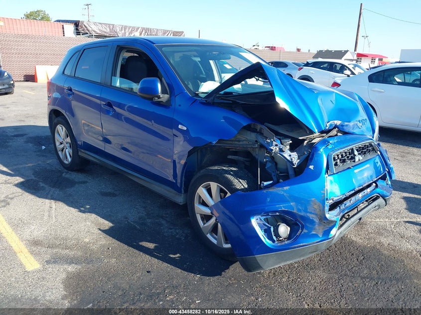 MITSUBISHI OUTLANDER SPORT ES