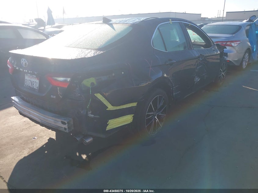 2021 TOYOTA CAMRY SE 4T1G11AK1MU532174