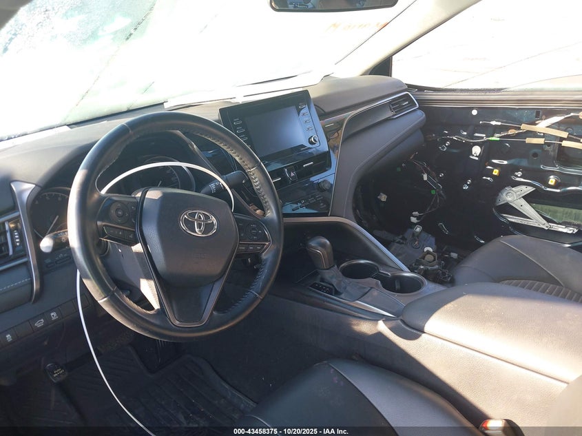 2021 TOYOTA CAMRY SE 4T1G11AK1MU532174