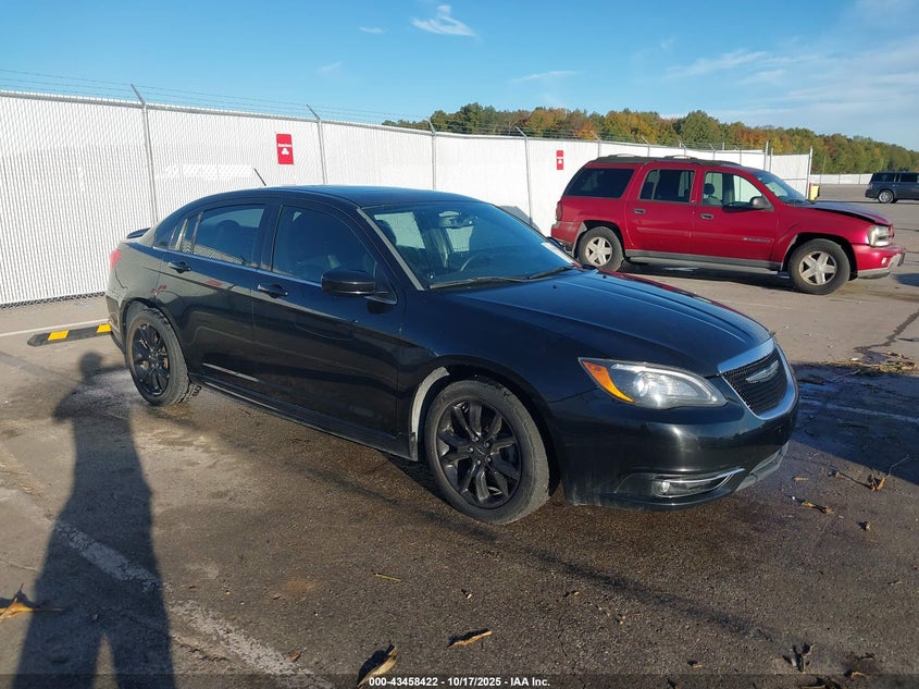 CHRYSLER 200 LIMITED