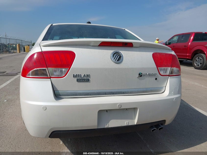 2010 Mercury Milan Hybrid VIN: 3MEDM0L3XAR624531 Lot: 43458446