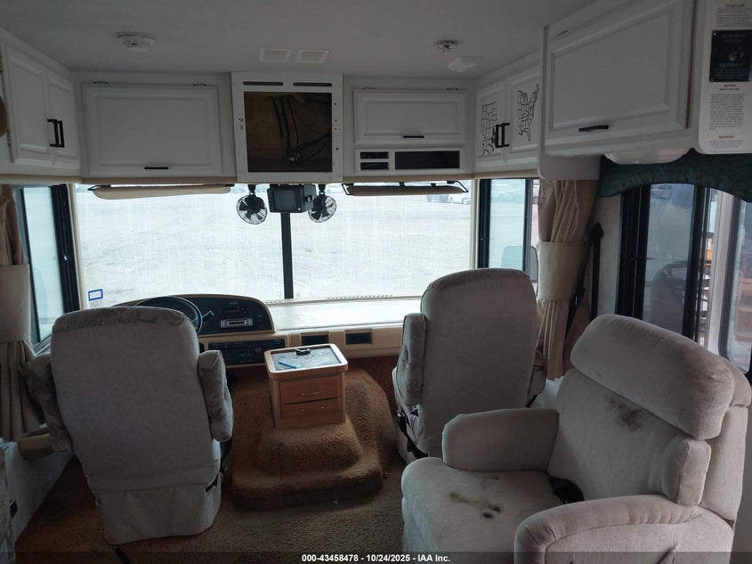 1FCNF53S4Y0A00724 2000 FORD F550 photo no. 13