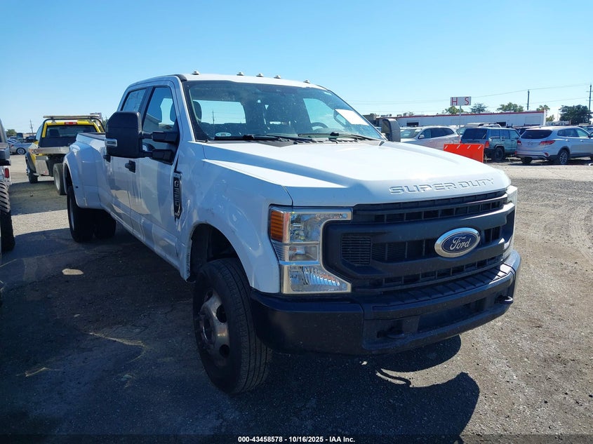 2022 FORD F-350  (VIN: 1FT8W3DT4NED75956)