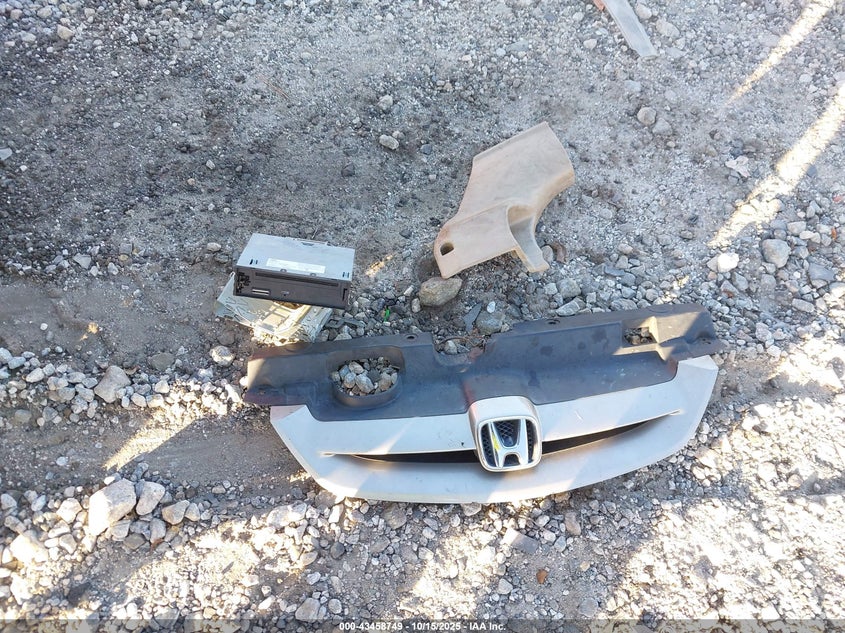 2003 Honda Civic Lx VIN: 1HGEM21563L049370 Lot: 43458749