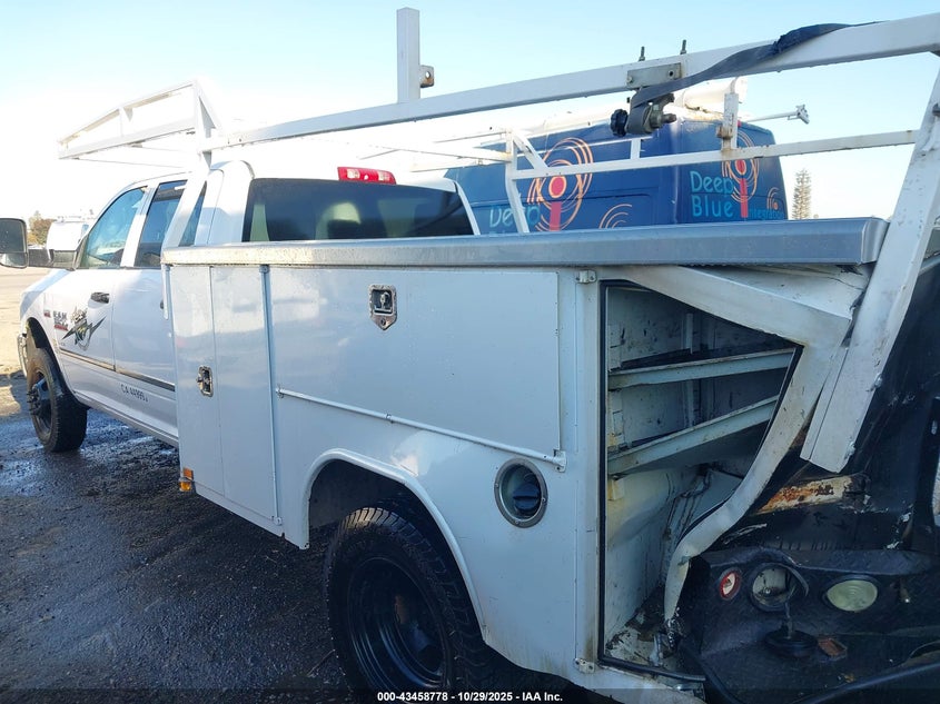 2015 Ram 3500 Chassis Tradesman/Slt/Laramie VIN: 3C7WRSCJ2FG524144 Lot: 43458778