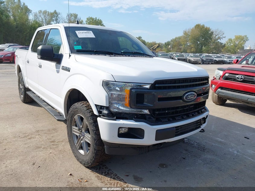 FORD F-150 XLT
