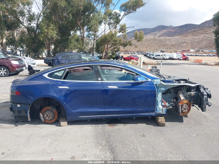 2016 Tesla Model S 60D/70D/75D/85D/90D VIN: 5YJSA1E22GF168871 Lot: 43458909