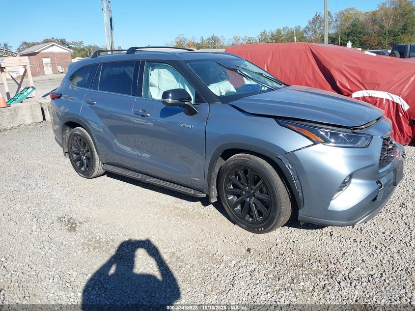 TOYOTA HIGHLANDER HYBRID PLATINUM