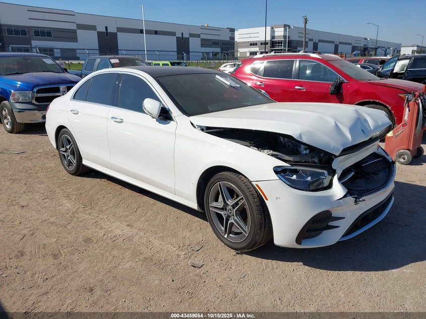 MERCEDES-BENZ E-CLASS 4MATIC
