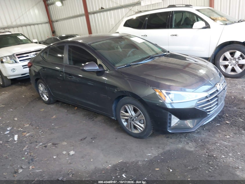 HYUNDAI ELANTRA SEL