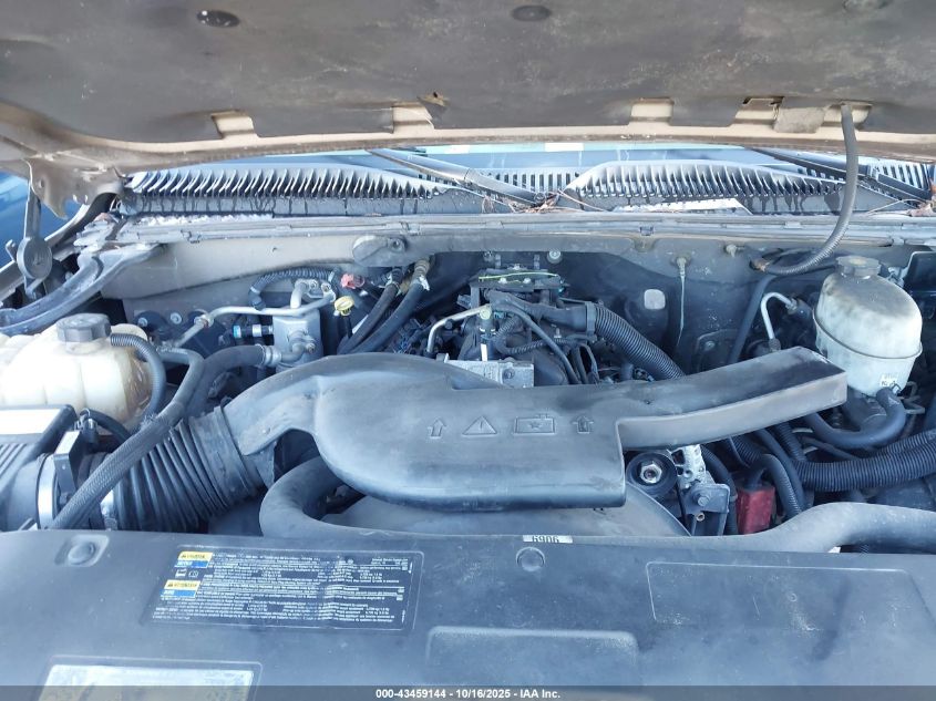 2004 Chevrolet Suburban 1500 Lt VIN: 1GNEC16ZX4J246103 Lot: 43459144