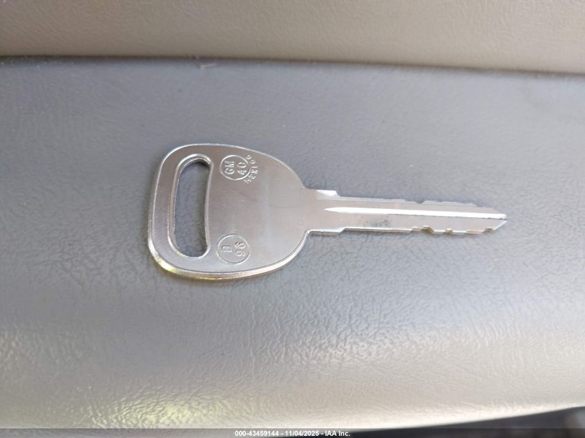 2004 Chevrolet Suburban 1500 Lt VIN: 1GNEC16ZX4J246103 Lot: 43459144