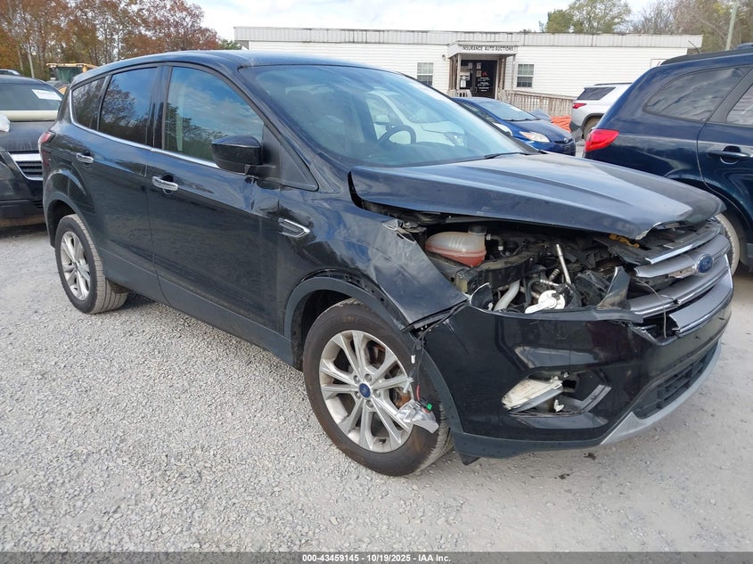 2017 FORD ESCAPE SE - 1FMCU0GD0HUB56517