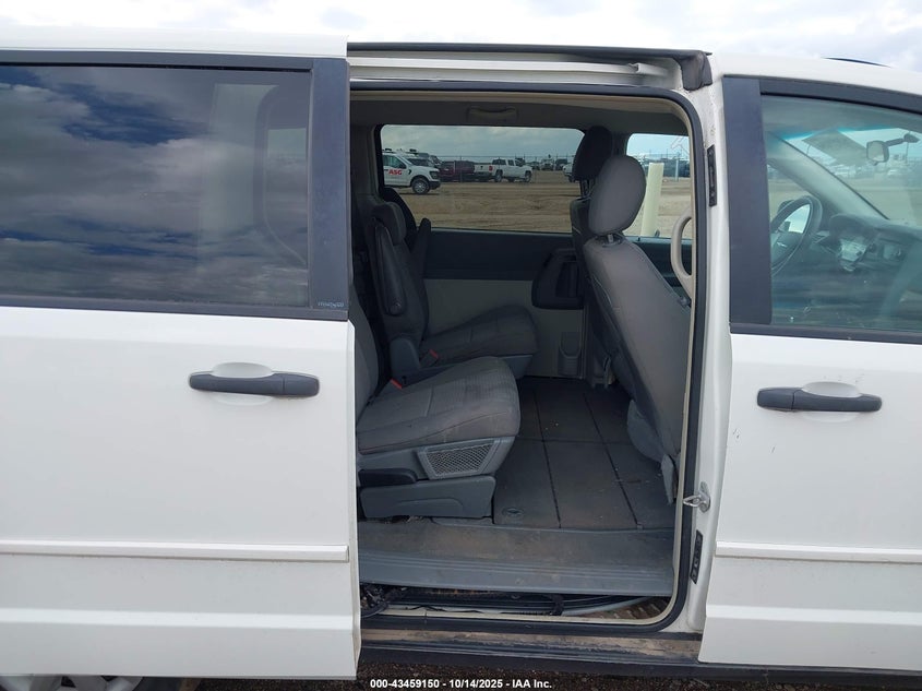 2008 Chrysler Town & Country Lx VIN: 2A8HR44H38R635787 Lot: 43459150