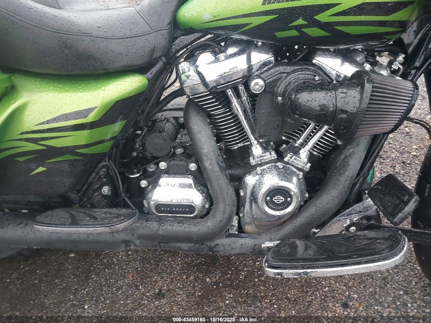 2017 Harley-Davidson Fltrxs Road Glide Special VIN: 1HD1KTC12HB640505 Lot: 43459160