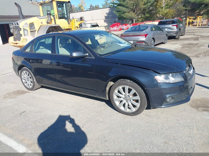 AUDI A4 2.0T PREMIUM