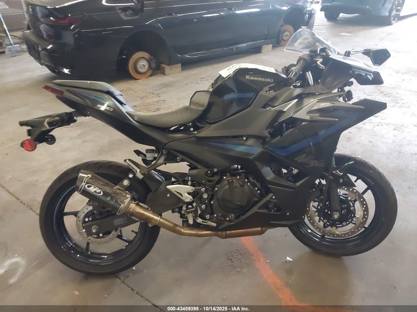 2025 Kawasaki Ex500 VIN: ML5EXGG10SDA42699 Lot: 43459398
