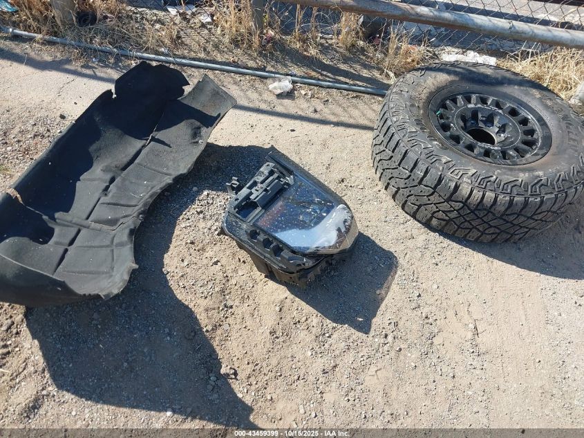 2025 GMC Sierra 2500Hd 4Wd Standard Bed At4X VIN: 1GT4UZEY3SF181104 Lot: 43459399