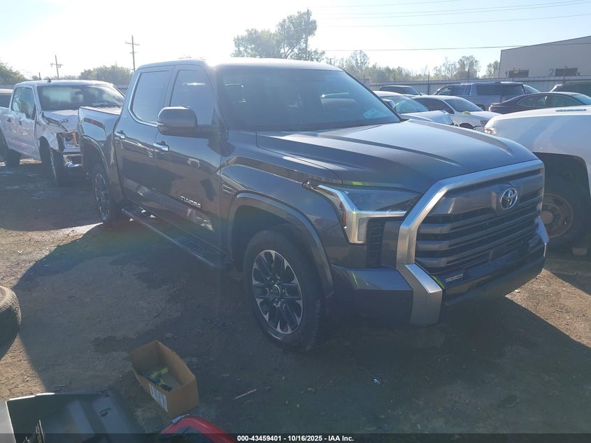 TOYOTA TUNDRA LIMITED 4WD