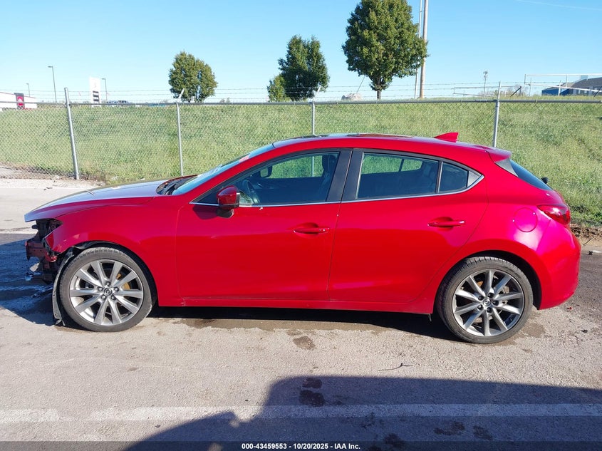 2018 MAZDA MAZDA3 GRAND TOURING 3MZBN1M31JM223311