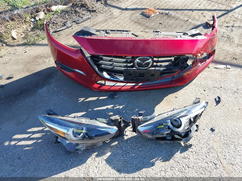 2018 MAZDA MAZDA3 GRAND TOURING 3MZBN1M31JM223311