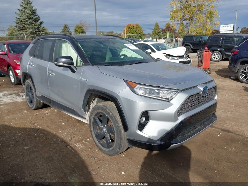TOYOTA RAV4 HYBRID XSE