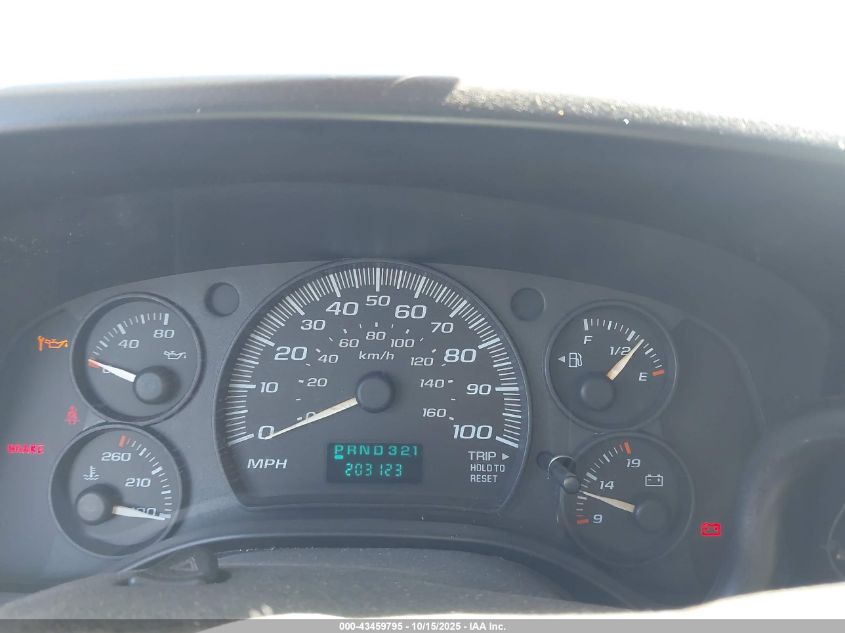 2005 Chevrolet Express VIN: 1GCGG25V051157894 Lot: 43459795