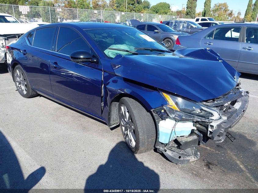 NISSAN ALTIMA SR VC-TURBO FWD