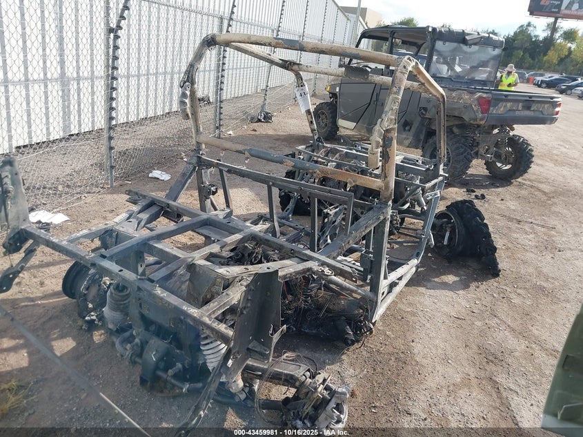 2023 CAN-AM COMMANDER auction photo 4