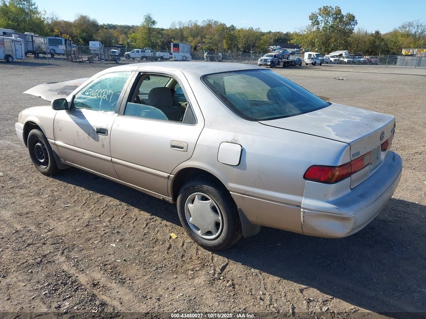 4T1BG22K4XU435603 1999 TOYOTA CAMRY photo no. 3