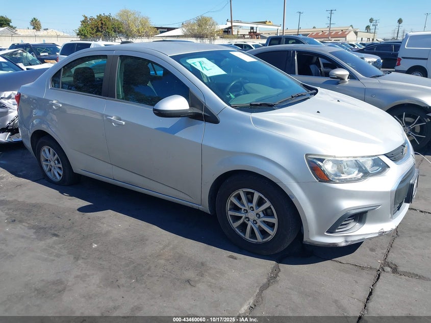 CHEVROLET SONIC LT AUTO