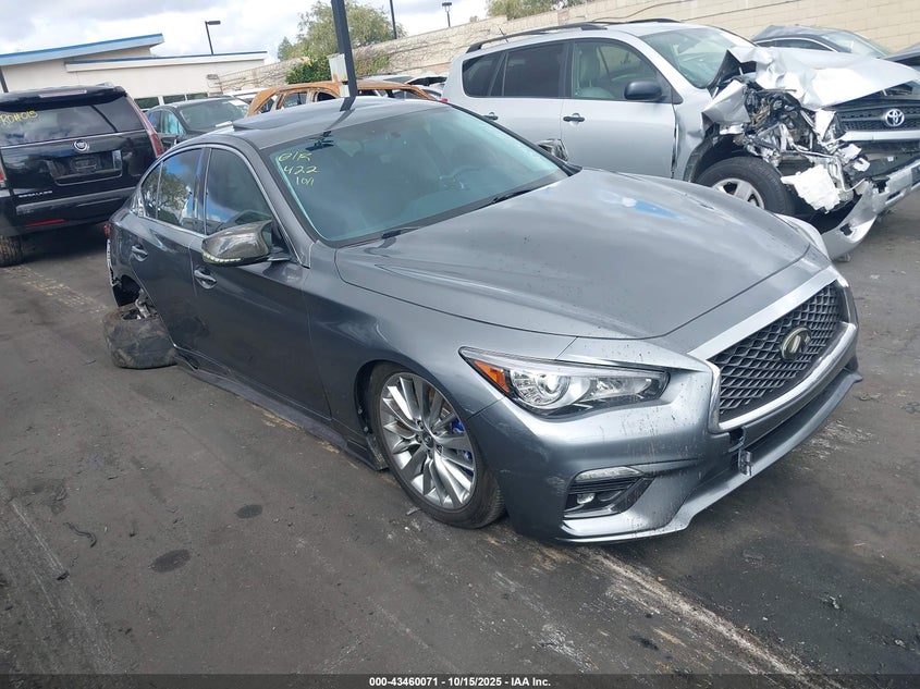 INFINITI Q50 3.0T LUXE