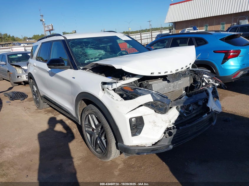 FORD EXPLORER ST-LINE