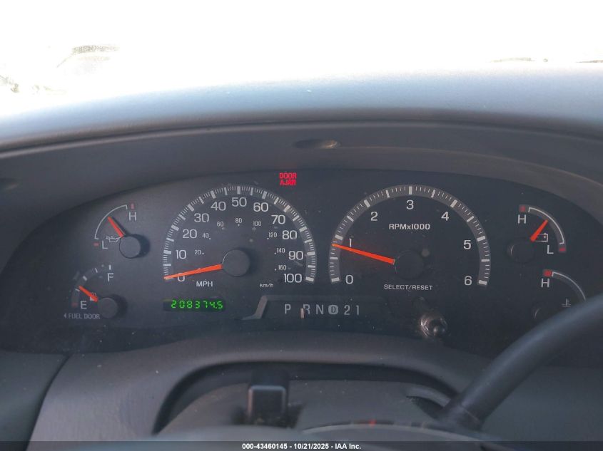 2000 Ford Expedition Xlt VIN: 1FMRU1563YLC44164 Lot: 43460145