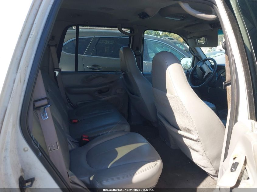 2000 Ford Expedition Xlt VIN: 1FMRU1563YLC44164 Lot: 43460145