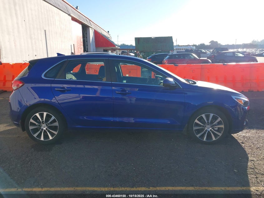 2020 HYUNDAI ELANTRA GT KMHH35LEXLU132674