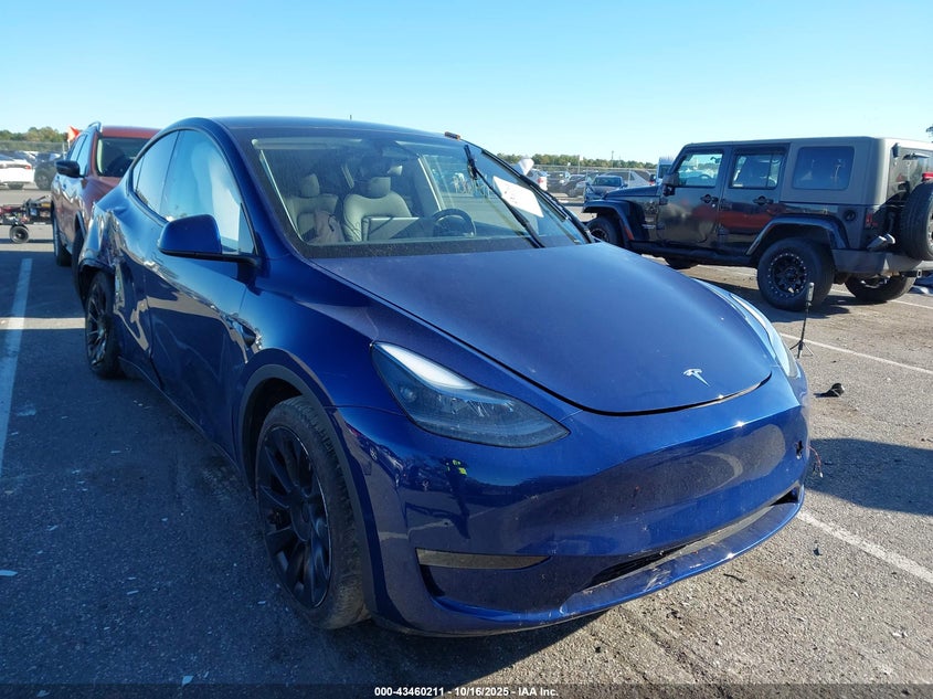 2024 TESLA MODEL Y LONG RANGE DUAL MOTOR ALL-WHEEL DRIVE - 7SAYGDEE0RA218402