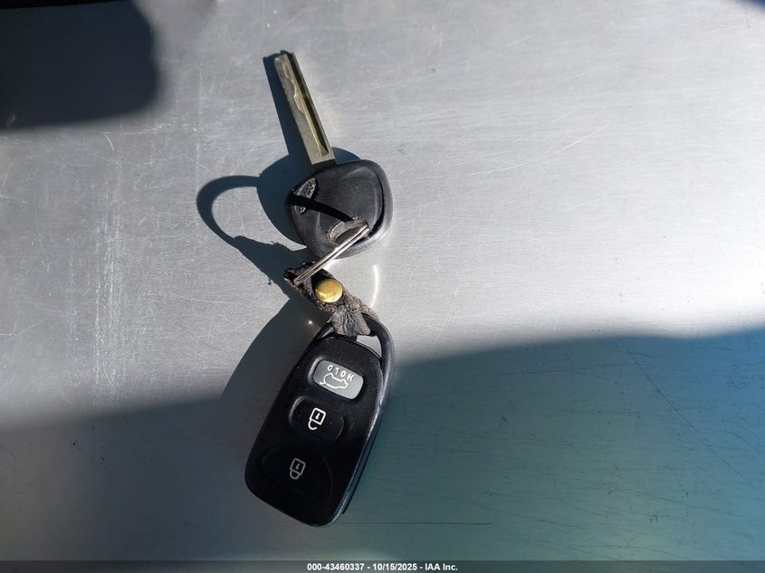 KMHD35LH1GU266519 2016 HYUNDAI ELANTRA photo no. 11
