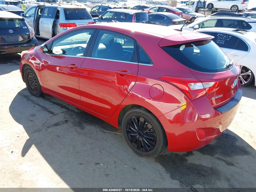 KMHD35LH1GU266519 2016 HYUNDAI ELANTRA photo no. 3