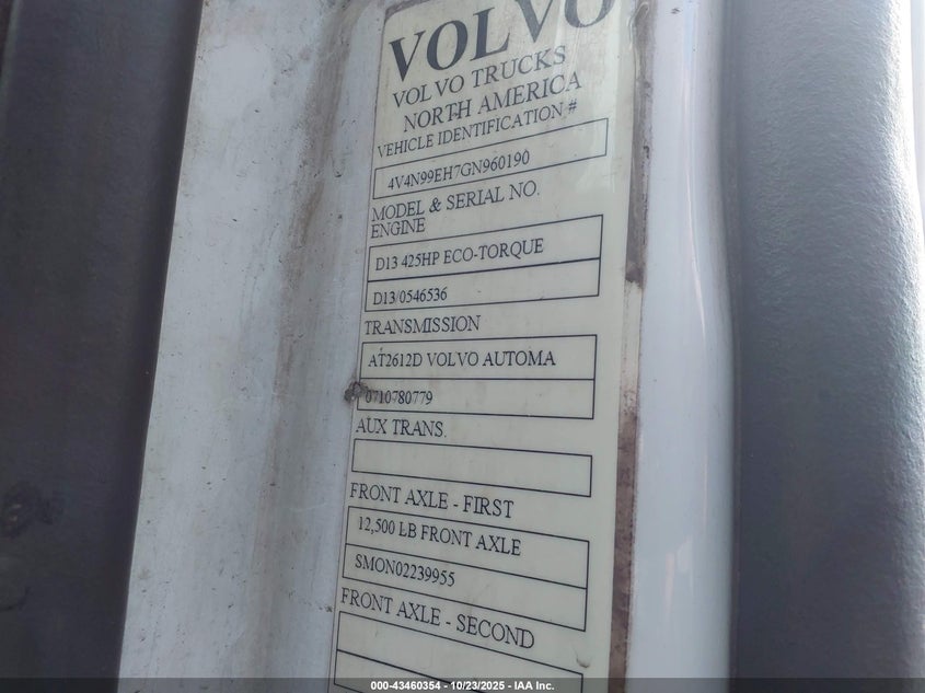 4V4N99EH7GN960190 2016 VOLVO  photo no. 8