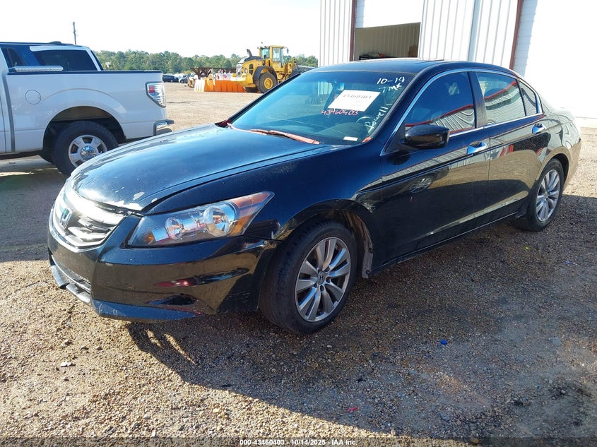 1HGCP3F88BA008112 2011 HONDA ACCORD photo no. 2