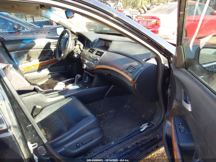 1HGCP3F88BA008112 2011 HONDA ACCORD photo no. 5