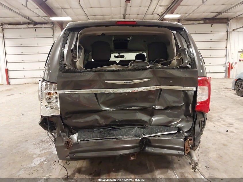 2015 Chrysler Town & Country Touring-L VIN: 2C4RC1CG2FR673514 Lot: 43460476
