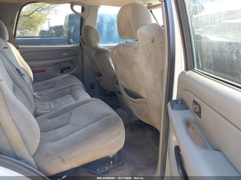 1GKEC13ZX4J306740 2004 GMC YUKON photo no. 8