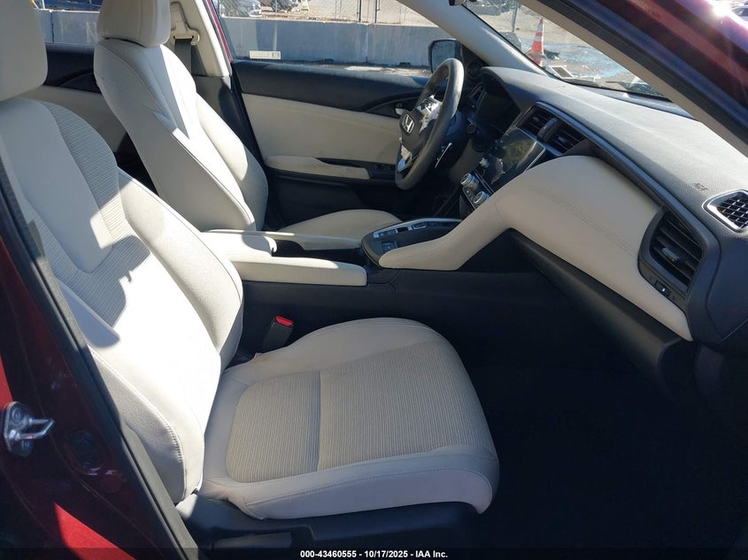 2019 HONDA INSIGHT EX 19XZE4F56KE030259