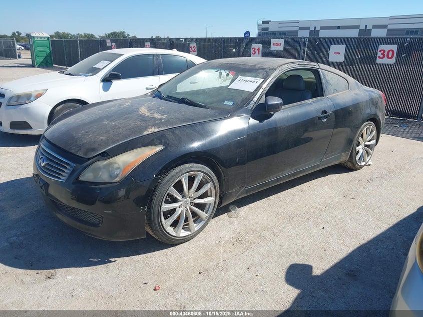 JNKCV64E18M112915 2008 INFINITI G photo no. 2
